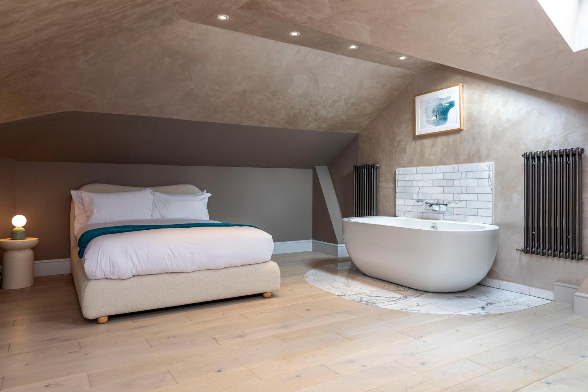 Bishops Way Apartment London